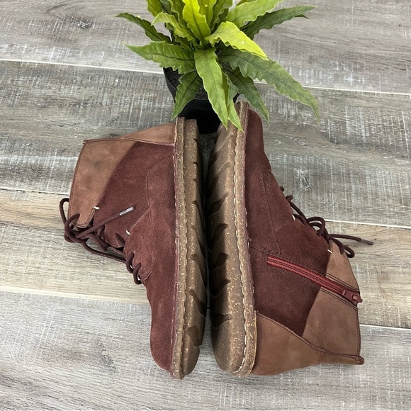 CLARKS Tamitha Key Mahogany Laced Ankle Boot Side Zipper Women’s Size 7 - Picture 12 of 16